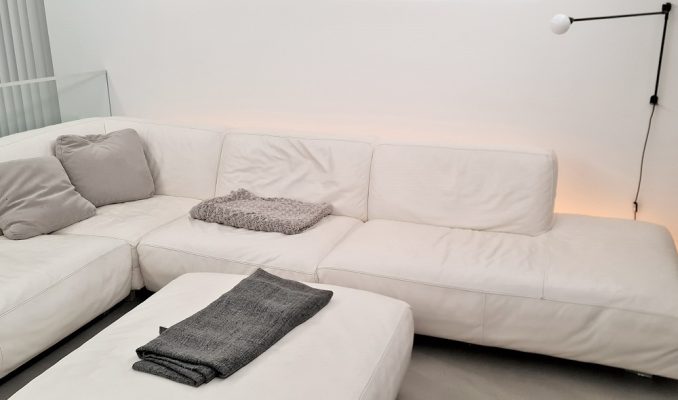 LED-tejp på möbler